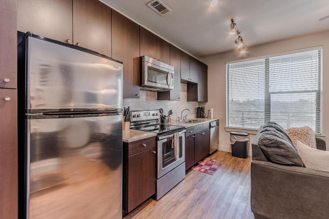 Ga Living Suites - Knox District Uptown Далас Екстериор снимка