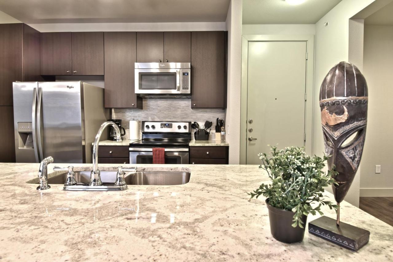 Ga Living Suites - Knox District Uptown Далас Екстериор снимка