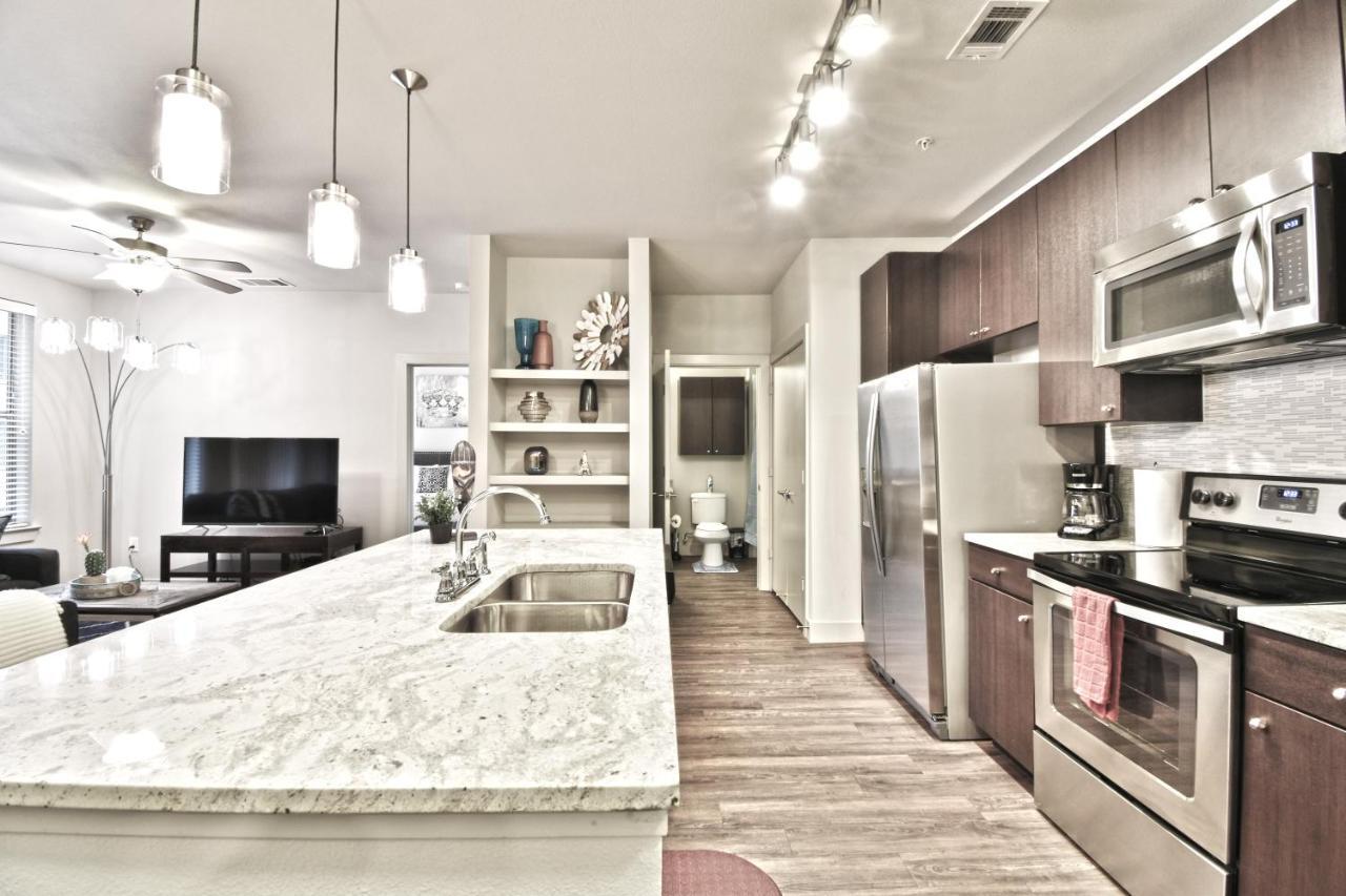 Ga Living Suites - Knox District Uptown Далас Екстериор снимка